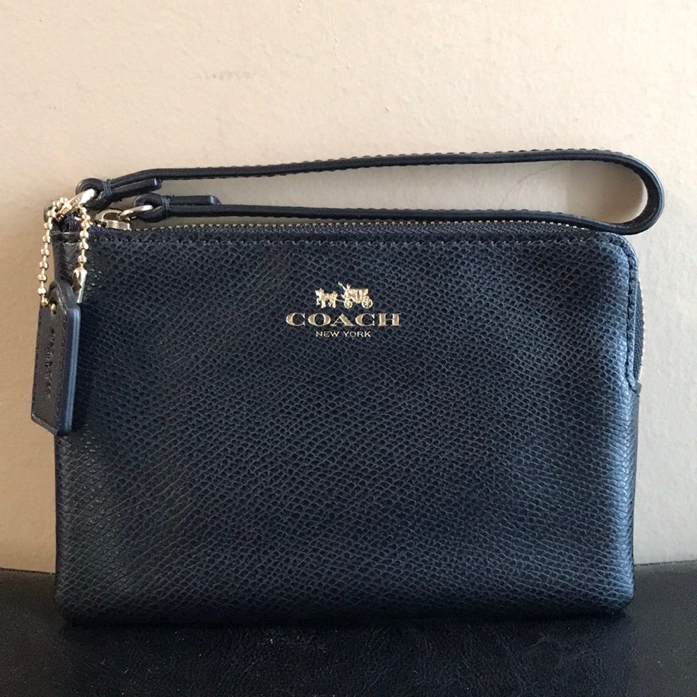 Coach Black Corner Zip Wristlet - Gently Used